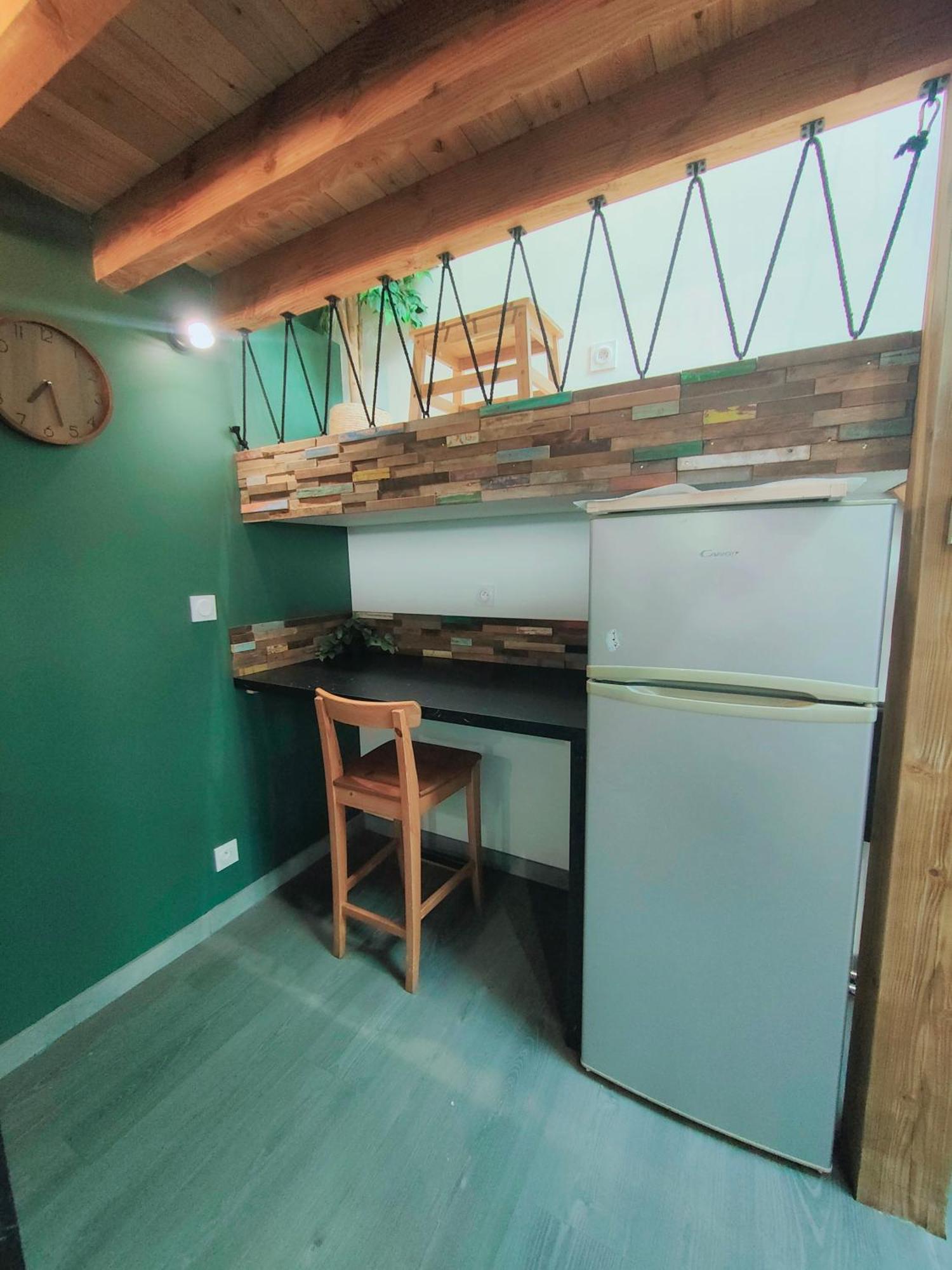 Vila Tiny House Avec Jardin Et Acces Piscine Chauffee Saint-Médard-en-Jalles Exteriér fotografie